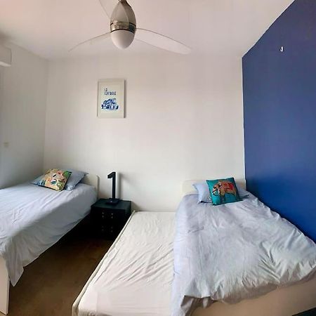 Appartement Plage En Residence Entier 2 Chambres كابروتو المظهر الخارجي الصورة