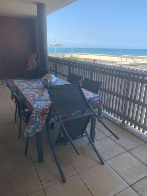Appartement Plage En Residence Entier 2 Chambres كابروتو المظهر الخارجي الصورة