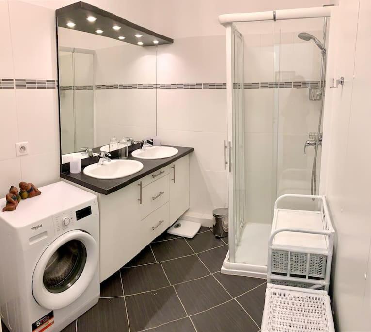Appartement Plage En Residence Entier 2 Chambres كابروتو المظهر الخارجي الصورة