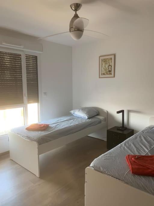 Appartement Plage En Residence Entier 2 Chambres كابروتو المظهر الخارجي الصورة